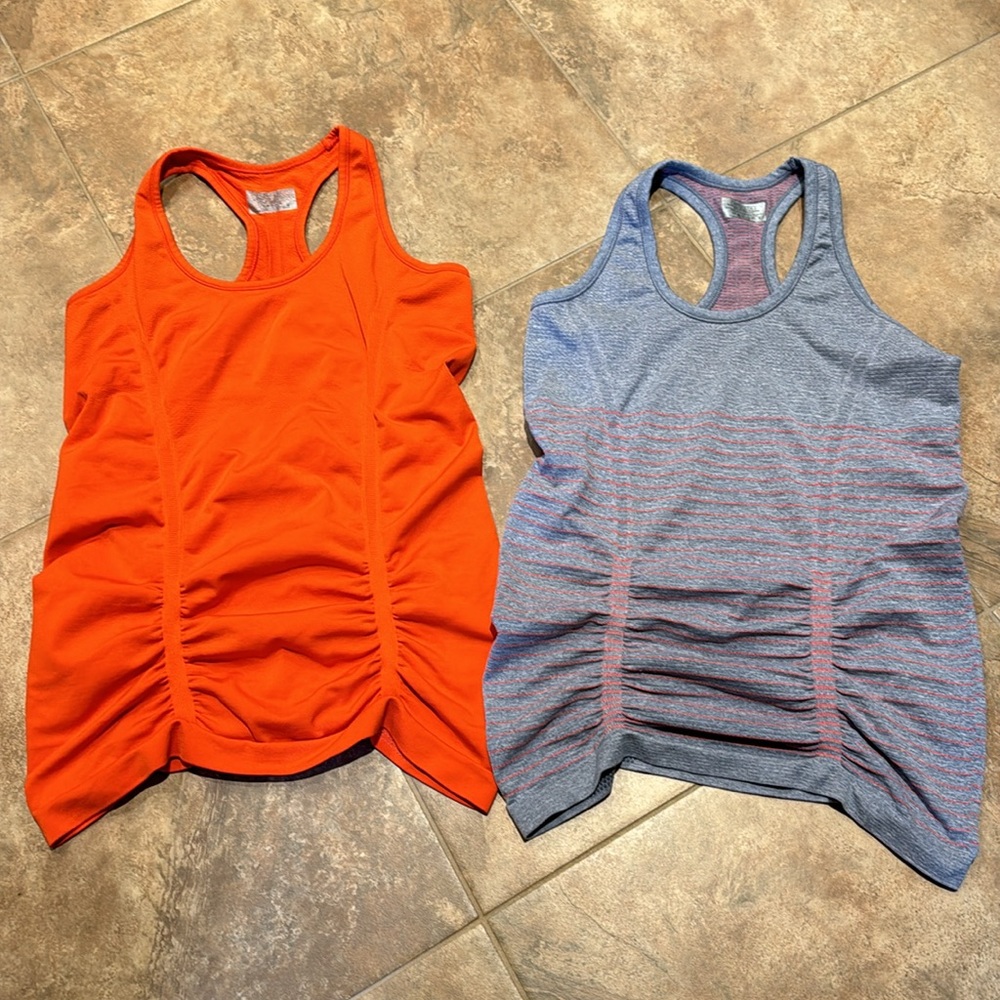 Athleta Speed light seamless tanks—Size Small